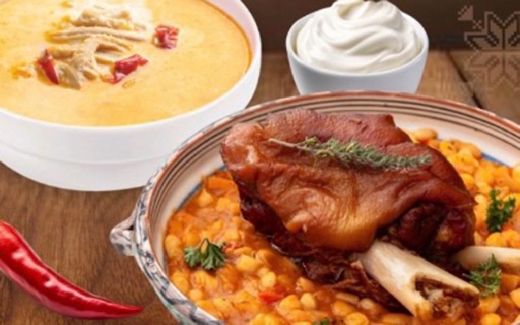 Meniu tradițional românesc @ Le Petit Bistro Brașov