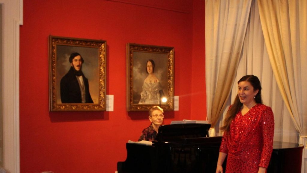 Recitalul de la ora cinci – Callas… La Divina @ Muzeul Casa Mureșenilor Brașov