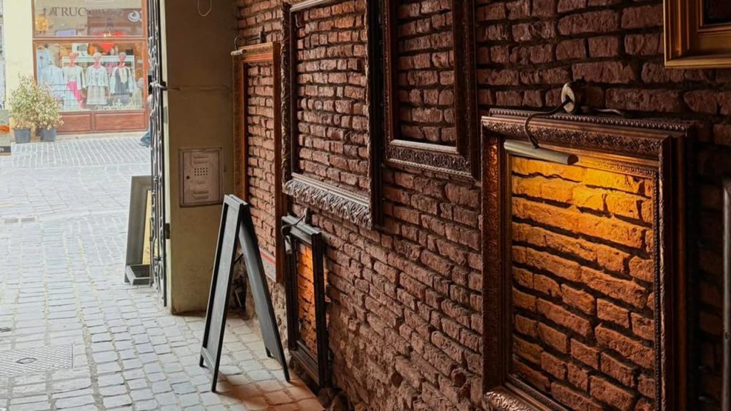 Live Music @ Albert Social Bistro