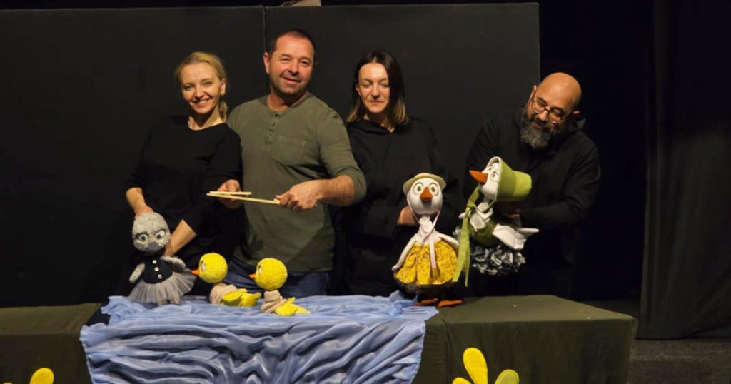Rățușca cea urâtă @ Teatrul Arlechino Brașov